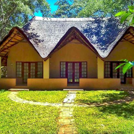 The Royal Sichango Village Livingstone Exterior foto